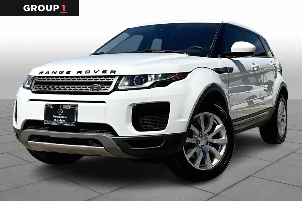 2019 Land Rover Range Rover Evoque SE photo 1