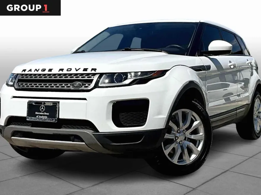 2019 Land Rover Range Rover Evoque SE photo 1