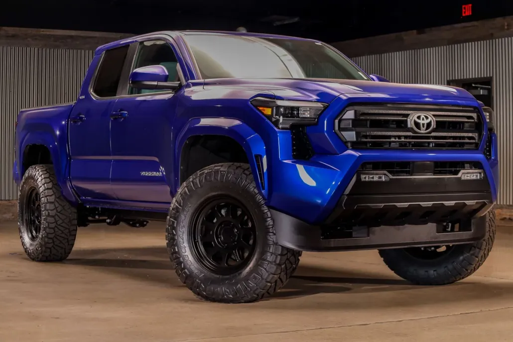 2025 Toyota Tacoma SR5 Double Cab photo 1