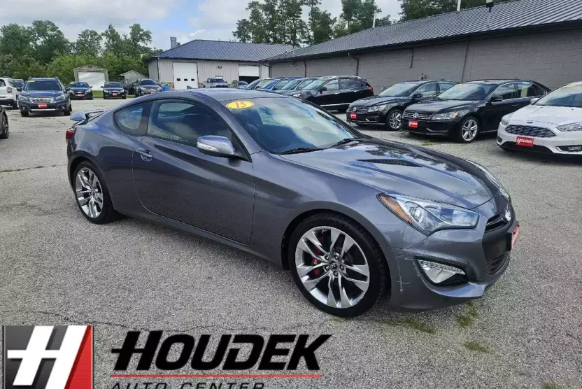 2015 Hyundai Genesis Coupe Ultimate photo 1