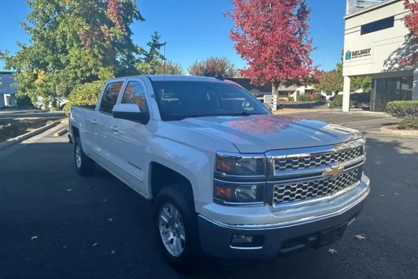 2015 Chevrolet Silverado 1500 LT photo 1