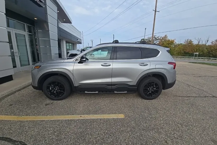 2023 Hyundai Santa Fe XRT photo 1