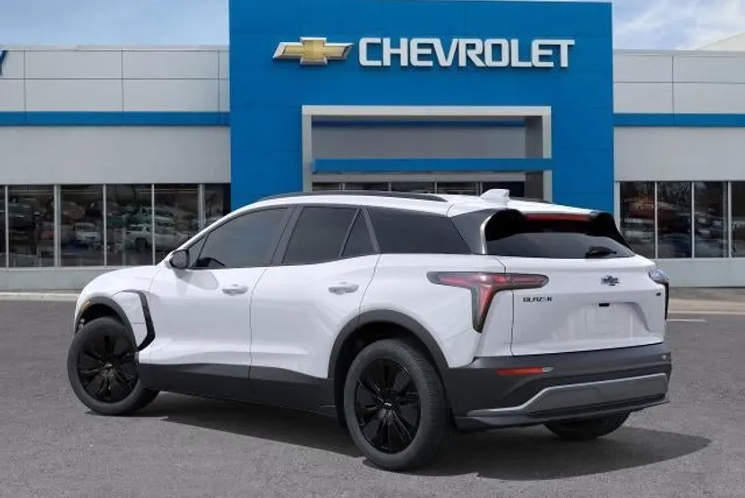 2026 Chevrolet Blazer EV photo 1