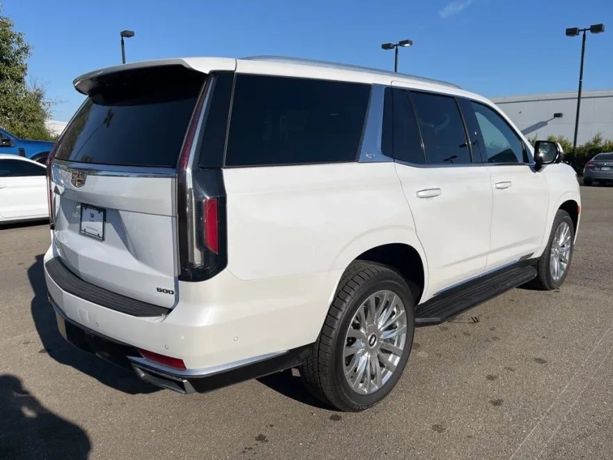 2023 Cadillac Escalade Premium Luxury photo 1