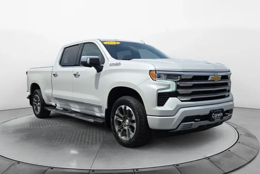 2024 Chevrolet Silverado 1500 High Country photo 1