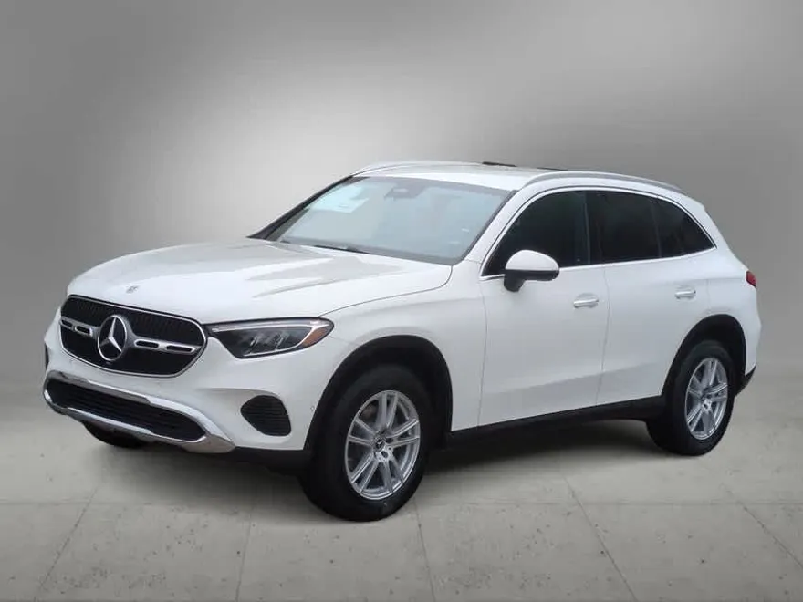 2025 Mercedes Benz GLC 300 4MATIC photo 1