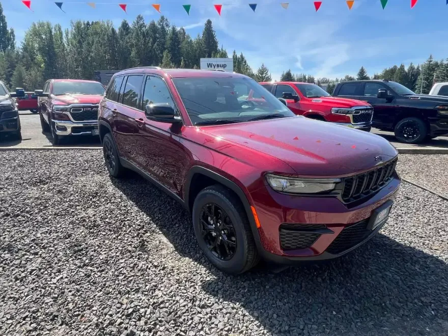 2025 Jeep Grand Cherokee Altitude X photo 1