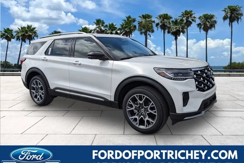 2025 Ford Explorer Platinum photo 1
