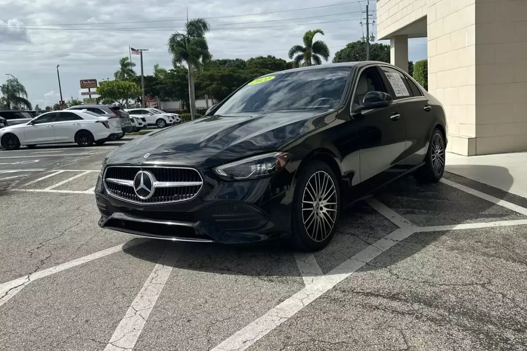 2022 Mercedes Benz C 300 photo 1