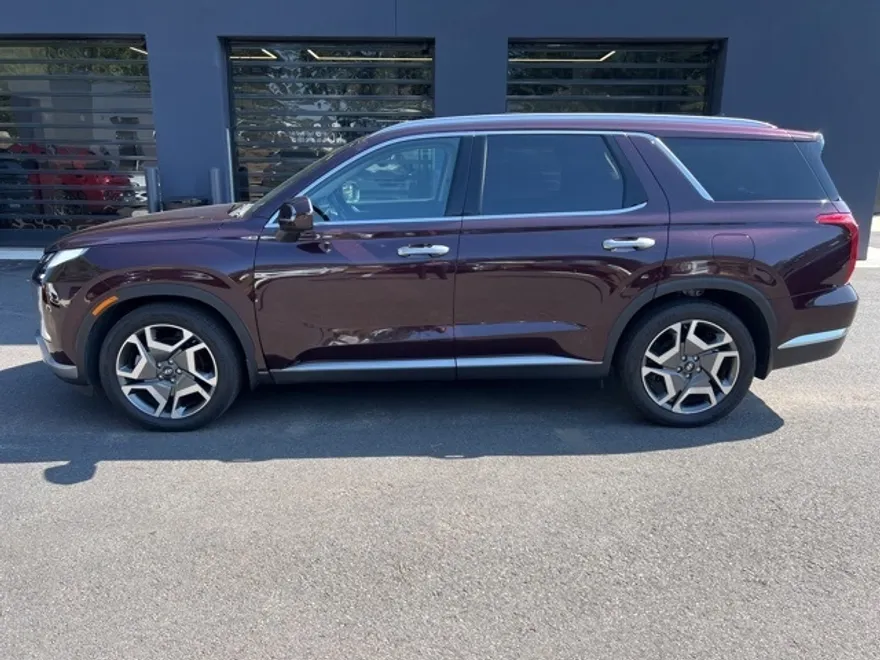 2023 Hyundai Palisade Limited photo 1