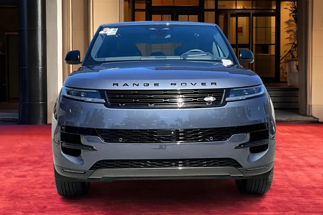 2024 Land Rover Range Rover Sport SE photo 1