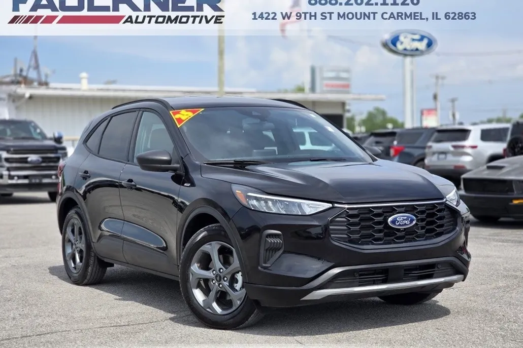 2025 Ford Escape ST-Line photo 1
