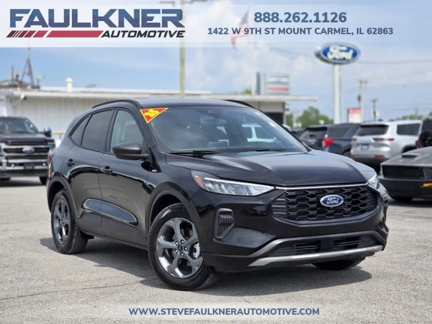 2025 Ford Escape ST-Line photo 1
