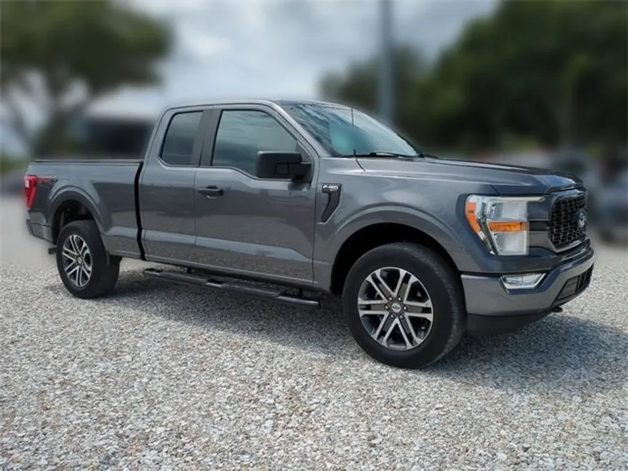 2021 Ford F-150 XL photo 1