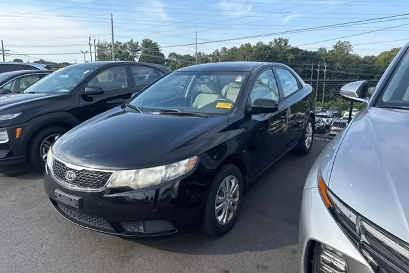 2012 Kia Forte EX photo 1