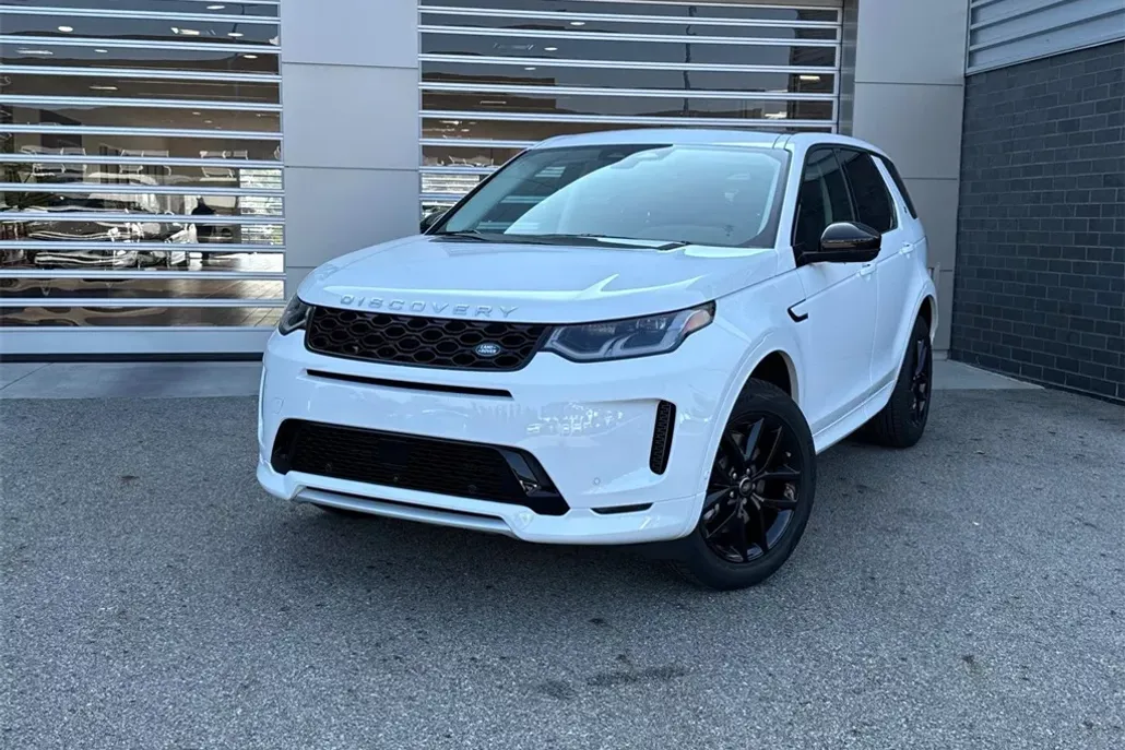 2025 Land Rover Discovery Sport S photo 1