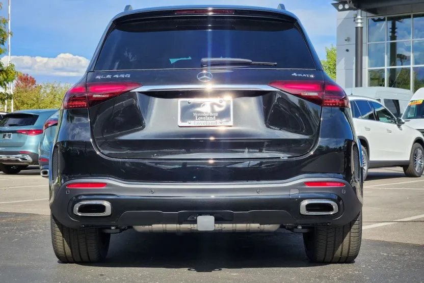2026 Mercedes Benz GLE 450 4MATIC photo 1