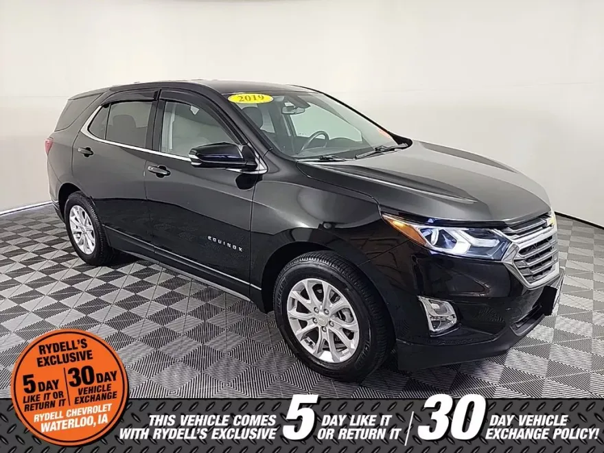 2019 Chevrolet Equinox LT photo 1