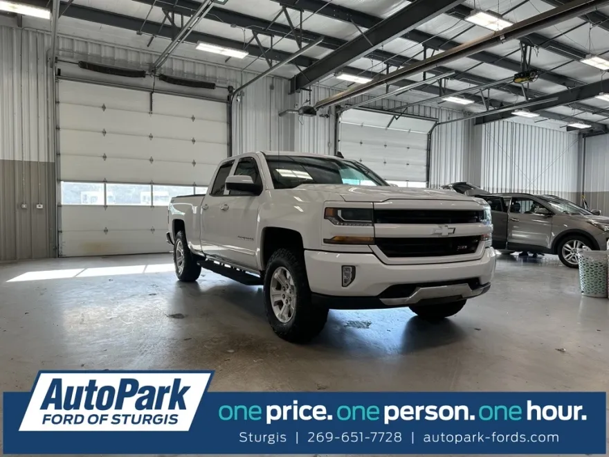 2016 Chevrolet Silverado 1500 LT photo 1