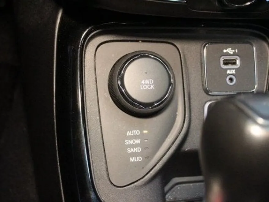 2021 Jeep Compass Limited photo 21