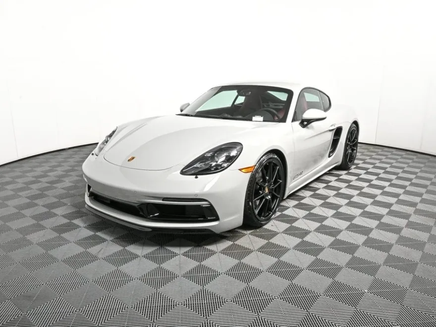 2025 Porsche Cayman GTS 4.0 photo 1