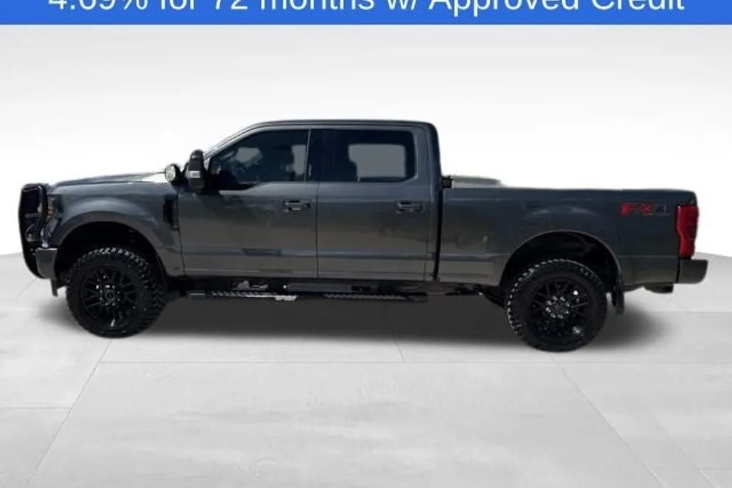 2019 Ford F-250 Lariat photo 1