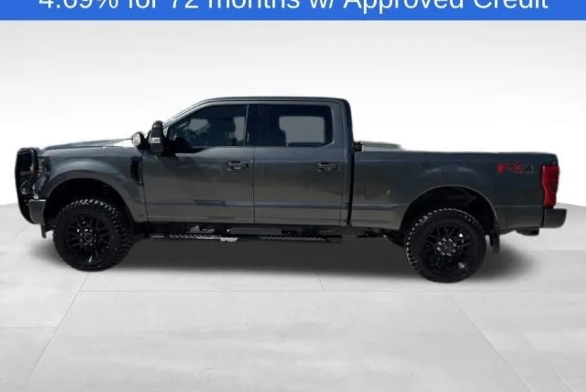 2019 Ford F-250 Lariat photo 1