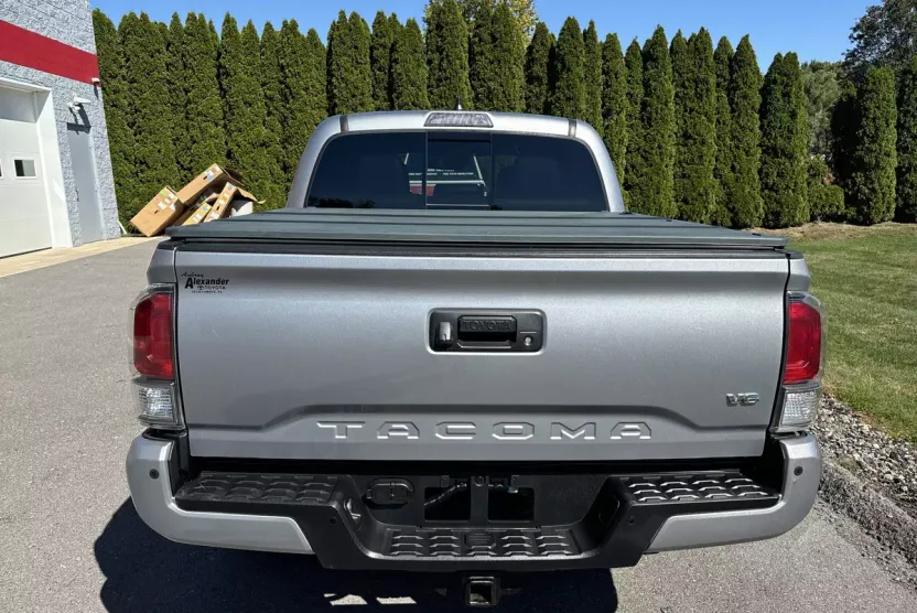 2020 Toyota Tacoma 4x4 TRD Sport Double Cab V6 photo 1