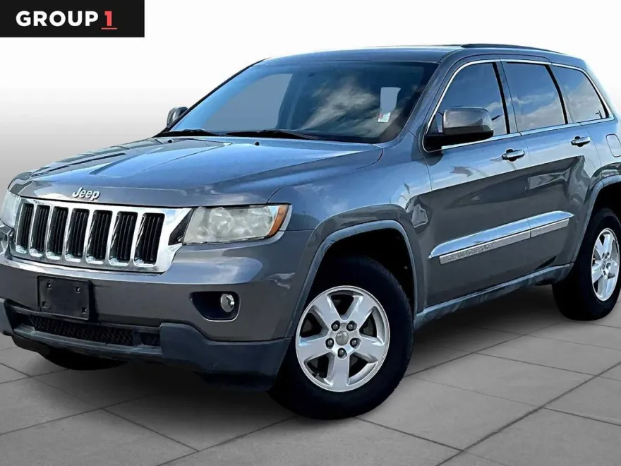 2012 Jeep Grand Cherokee Laredo photo 1