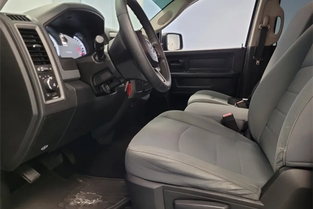 2013 Ram 1500 Express photo 1