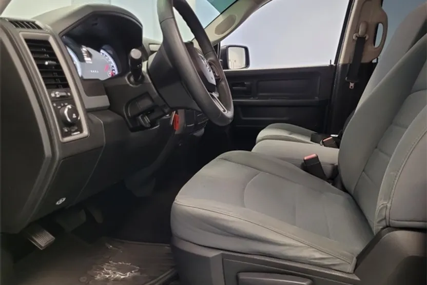 2013 Ram 1500 Express photo 1
