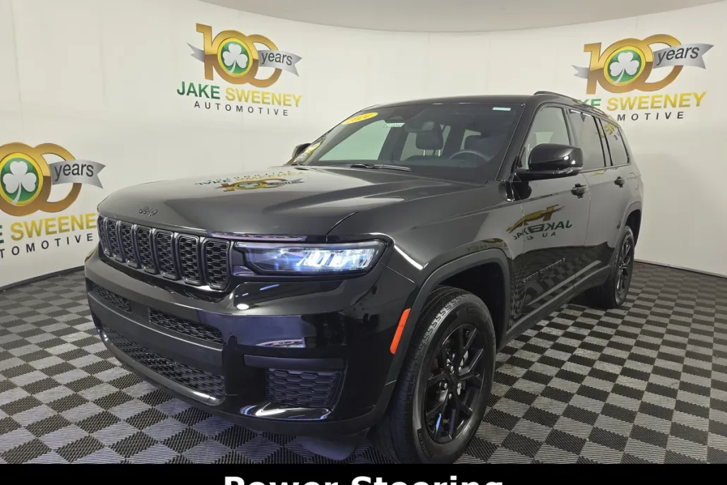 2024 Jeep Grand Cherokee Altitude photo 1