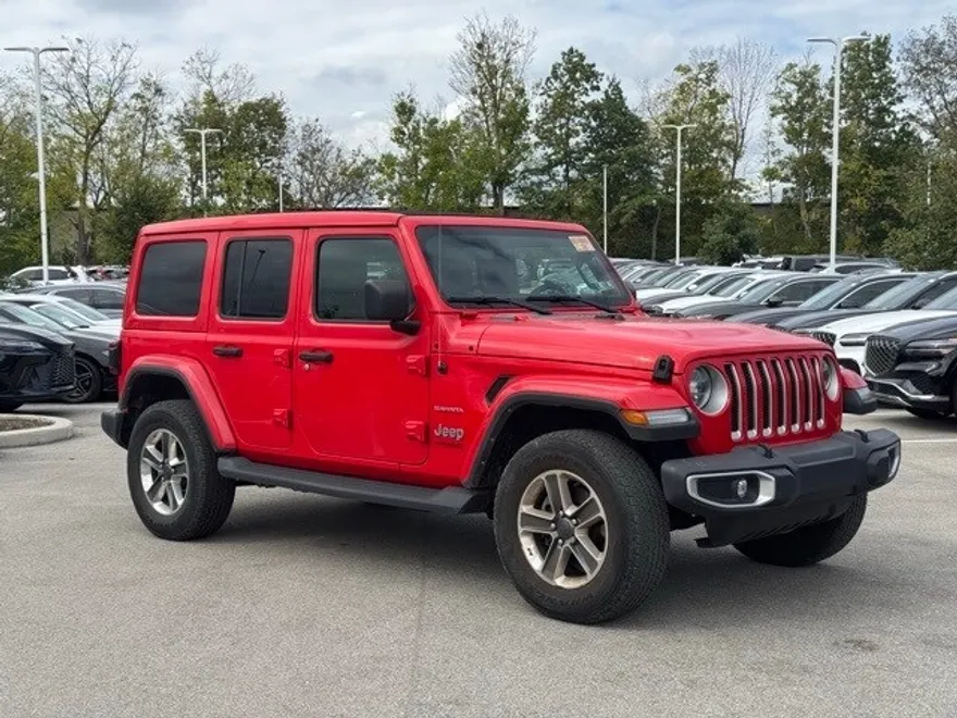2022 Jeep Wrangler Unlimited Sahara photo 1