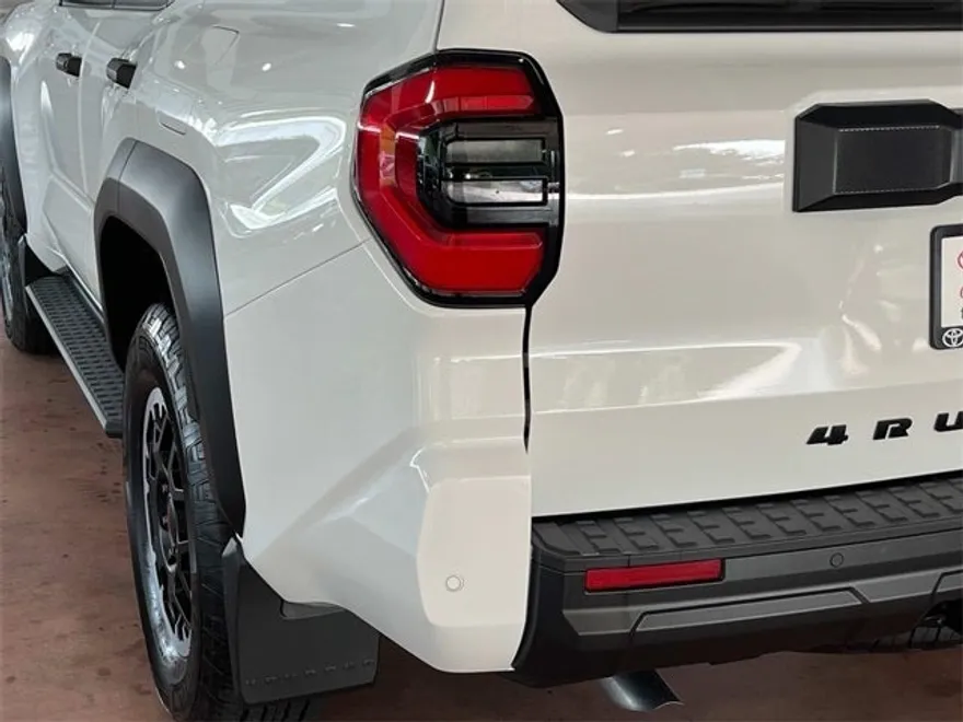 2025 Toyota 4Runner TRD Off-Road photo 1