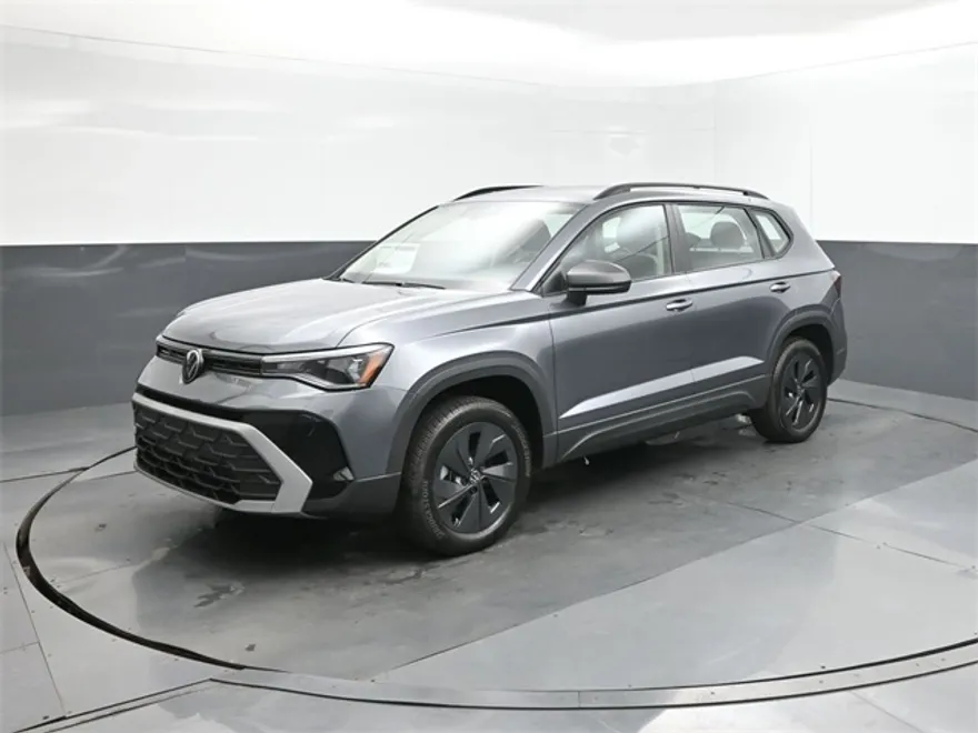 2025 Volkswagen Taos S photo 1