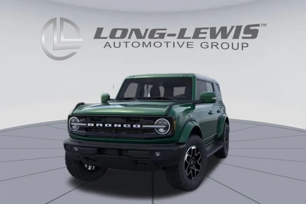 2025 Ford Bronco Outer Banks photo 1