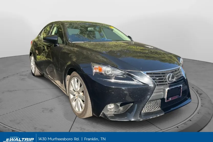 2016 Lexus IS 300 photo 1