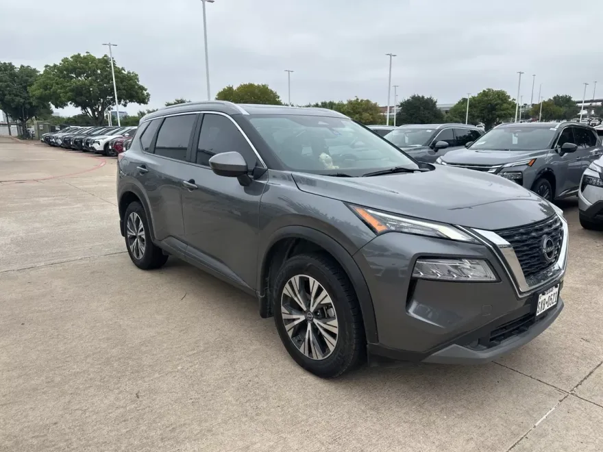2023 Nissan Rogue SV photo 1