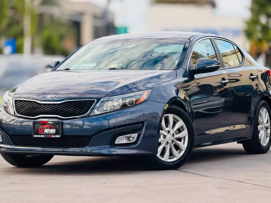 2015 Kia Optima EX photo 1