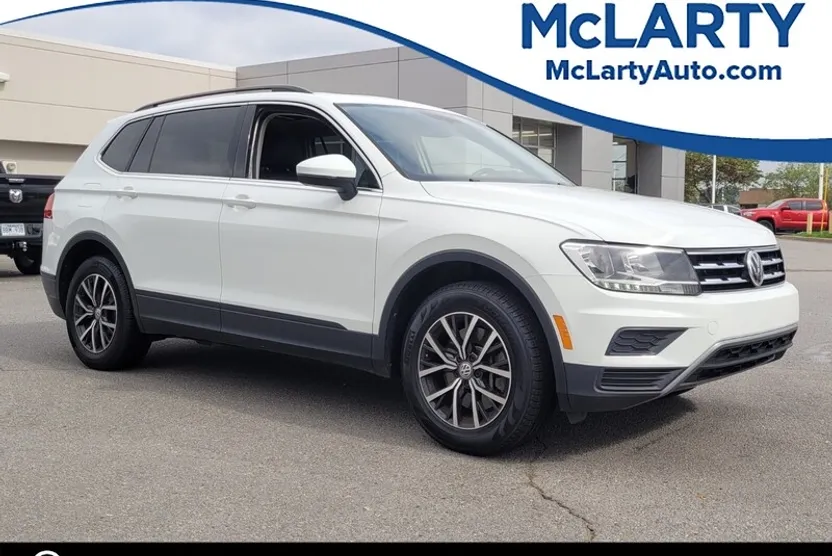 2019 Volkswagen Tiguan SE R-Line photo 1