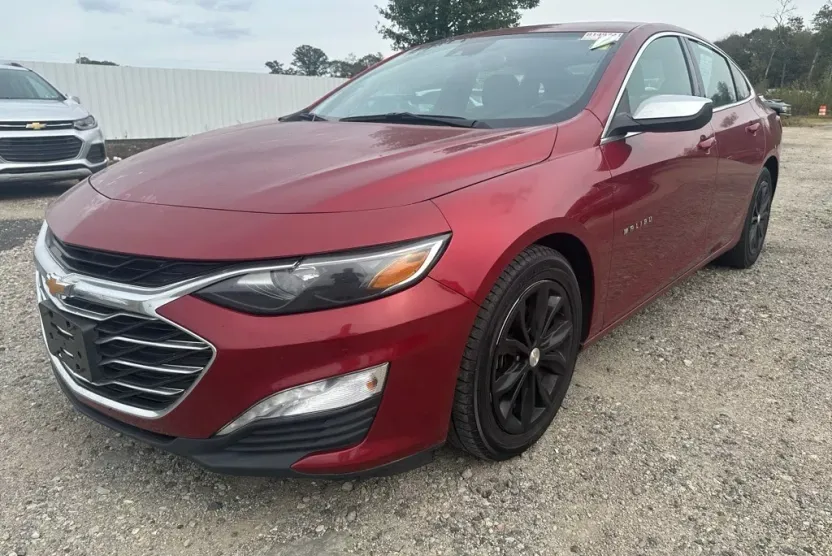 2021 Chevrolet Malibu 1LT photo 1