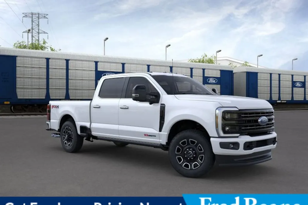 2025 Ford F-250 Platinum photo 1