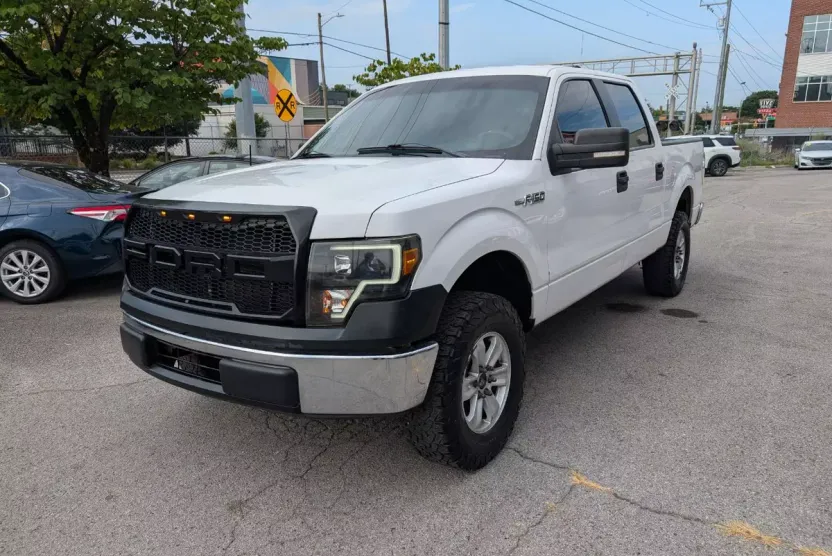 2014 Ford F-150 XL photo 1