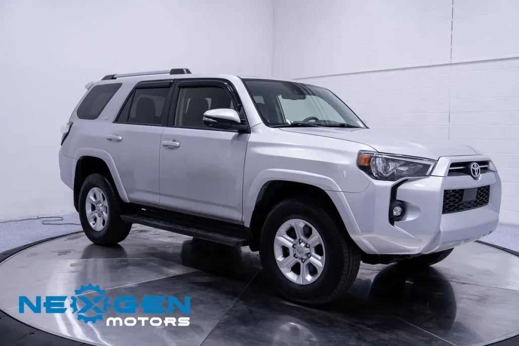 2021 Toyota 4Runner SR5 Premium photo 1