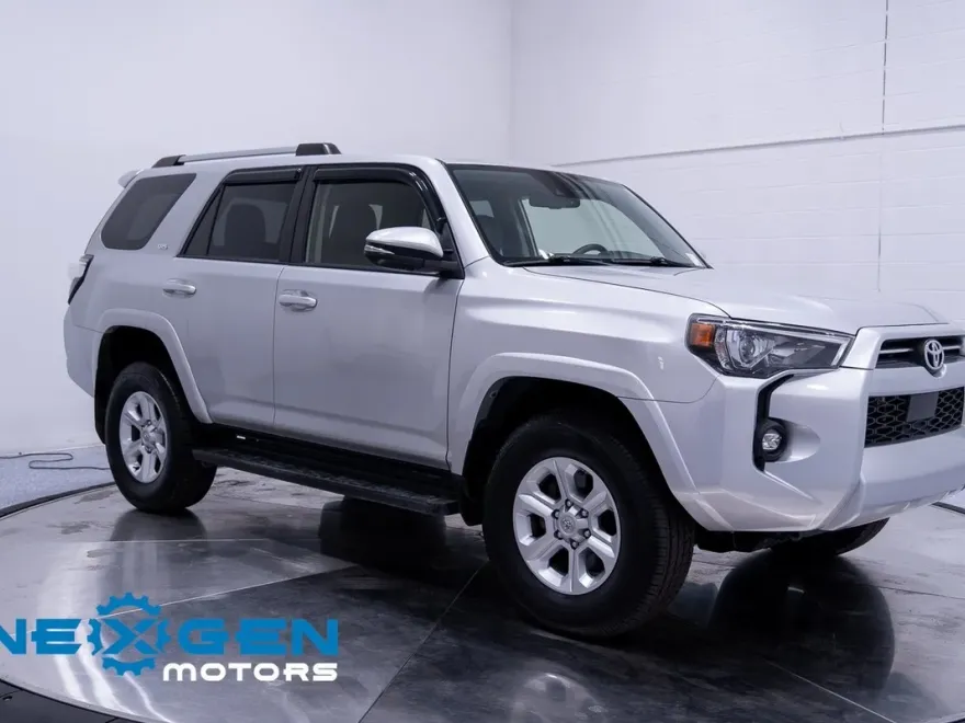 2021 Toyota 4Runner SR5 Premium photo 1
