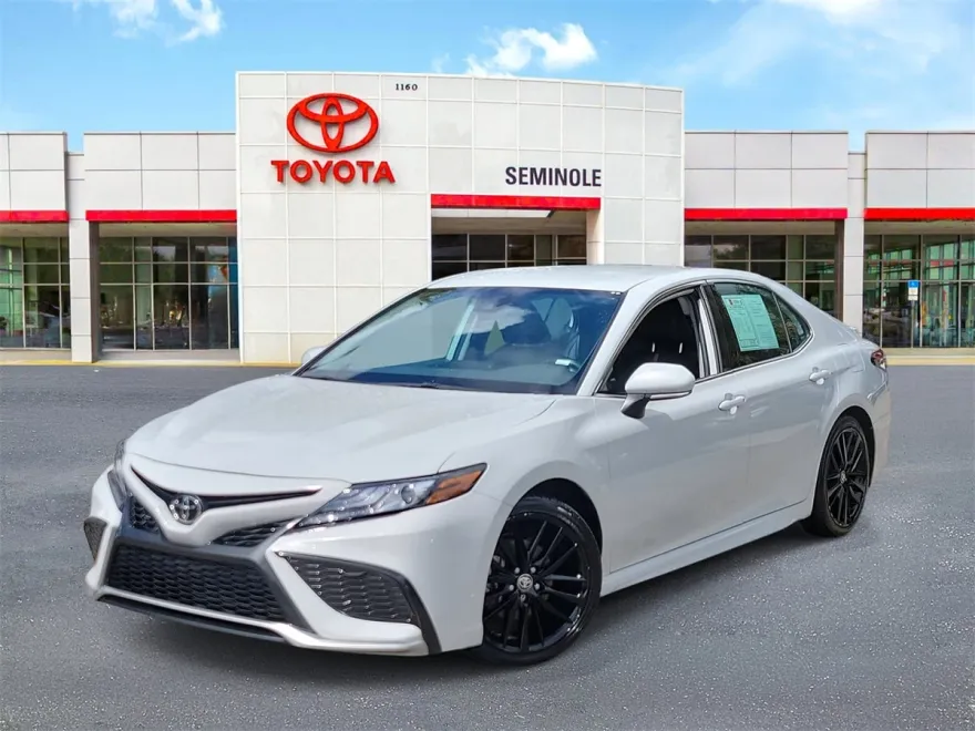 2023 Toyota Camry XSE photo 1