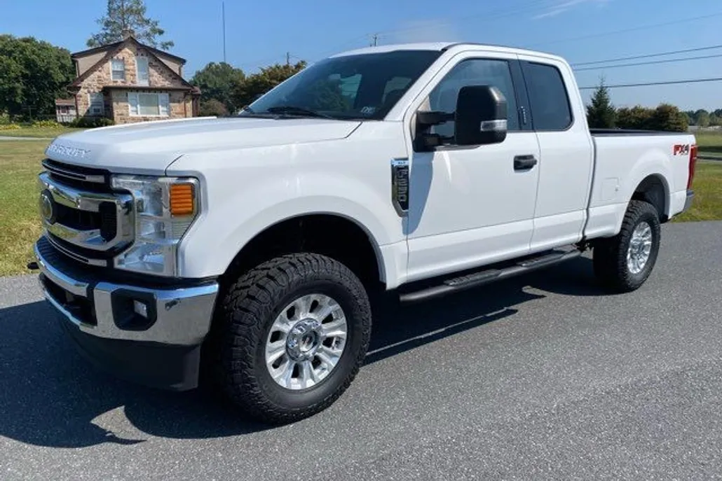 2020 Ford F-250 XLT photo 1