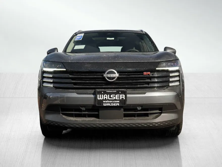 2025 Nissan Kicks SR photo 1