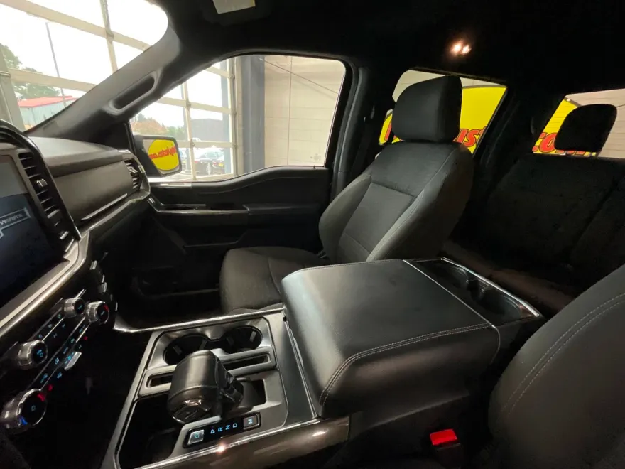 2023 Ford F-150 XLT photo 1