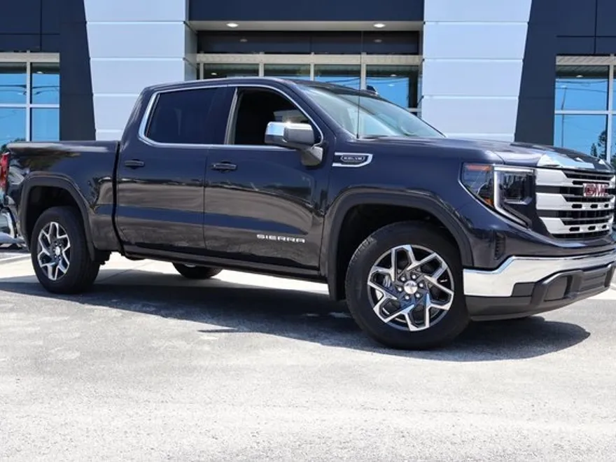 2026 Gmc Sierra 1500 SLE photo 1